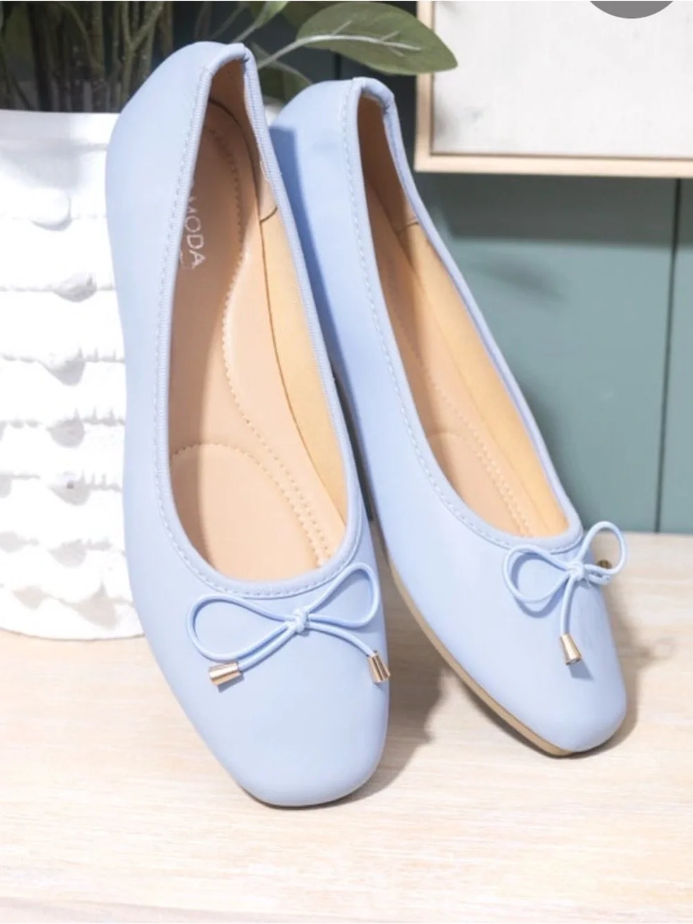 Moda Pastel Blue Ballet Flats with Bow Accent.  8.5